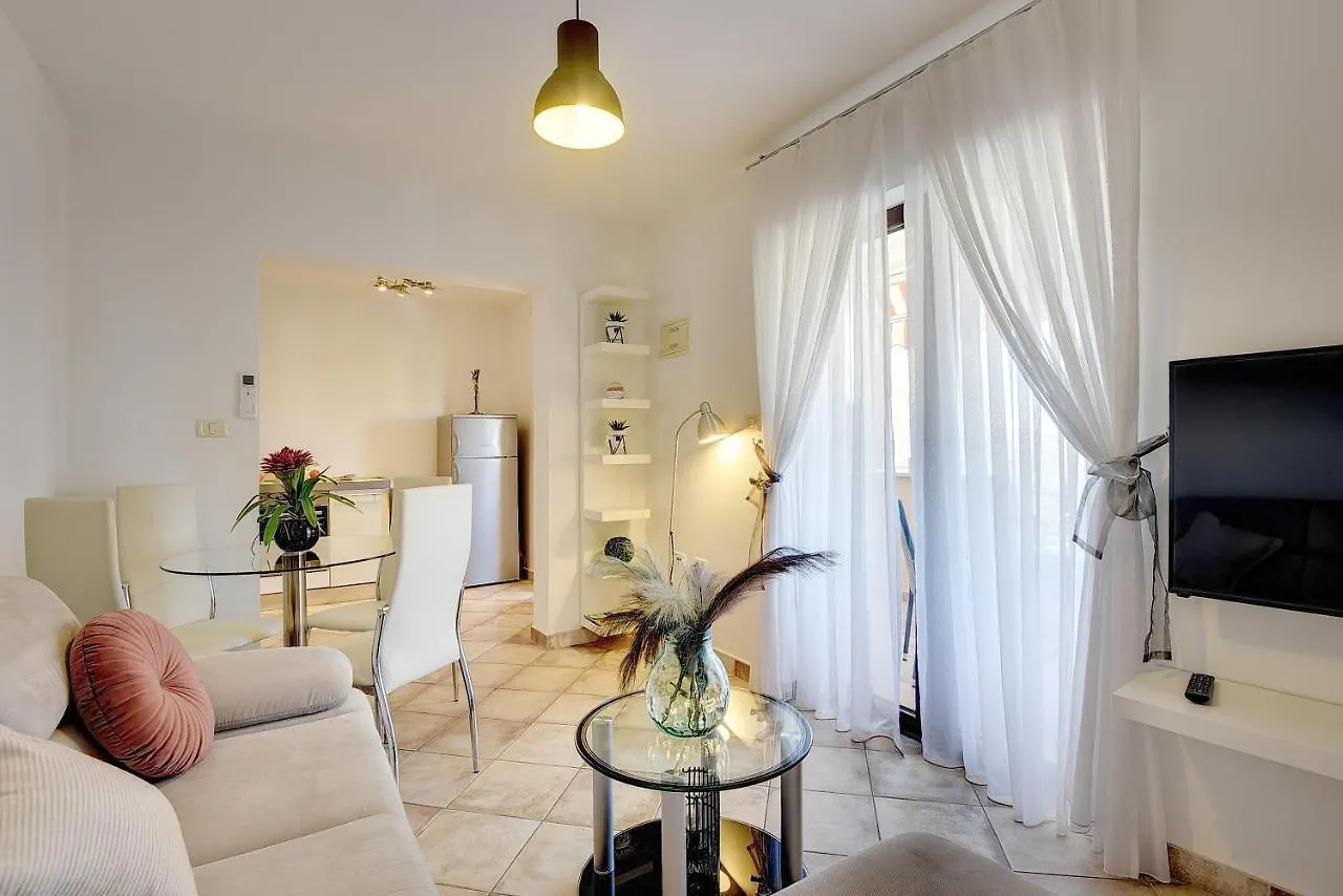 Apartments Vita Vinkuran