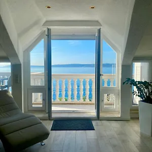 https://villa-diana-kastela.splithotels.org
